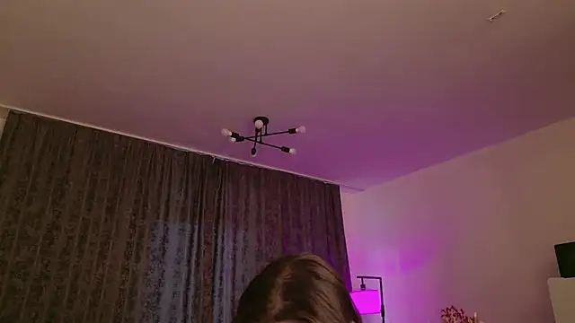 LucyRose3 online show from March 25, 5:40 am