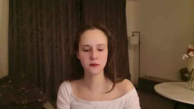 LucyRose3 online show from February 12, 4:34 am