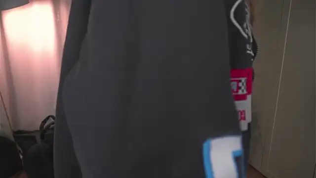 lisa schiele online show from February 4, 9:10 pm