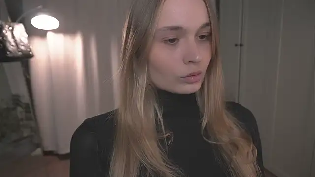 lisa schiele online show from January 11, 8:05 pm