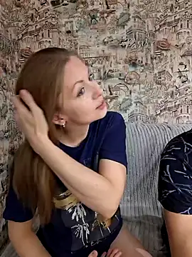 Snapshot of VChelsiV chatting on October 12, 6:20 pm VChelsiV online show from October 12, 6:20 pm