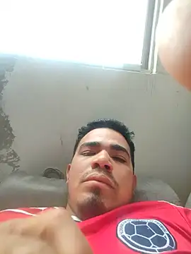 Snapshot of 2025-DANIEL chatting on June 29, 8:52 pm 2025-DANIEL online show from June 29, 8:52 pm