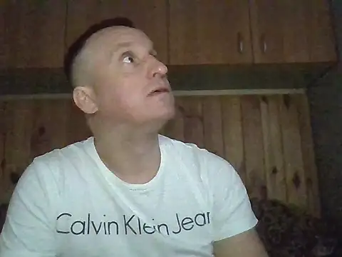 Maksymilian1 online show from November 29, 3:23 pm