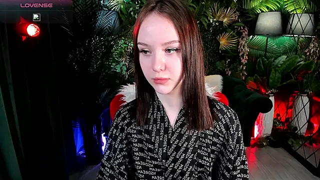 MarySparkle online show from December 3, 4:02 am