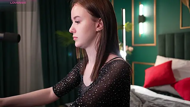 MarySparkle online show from February 19, 4:42 am