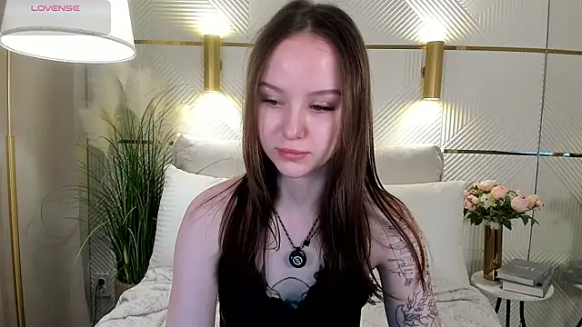Snapshot of MarySparkle chatting on July 5, 3:33 am MarySparkle online show from July 5, 3:33 am