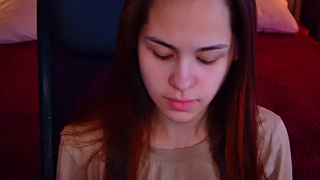 UliaNeer online show from December 17, 5:12 am