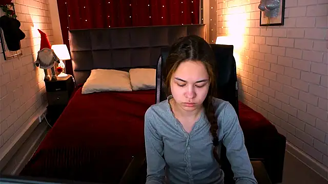 UliaNeer online show from April 23, 5:03 am