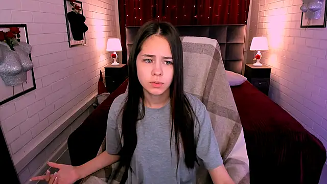 UliaNeer online show from November 9, 5:11 am