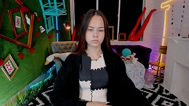 UliaNeer online show from September 10, 5:06 am