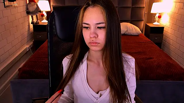 UliaNeer online show from February 6, 5:03 am