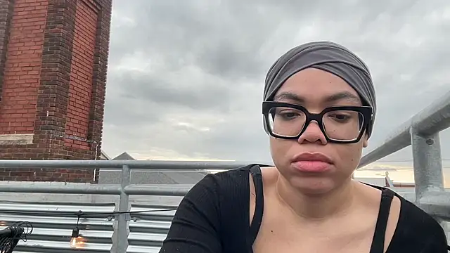 zahrabliss online show from March 10, 9:19 pm