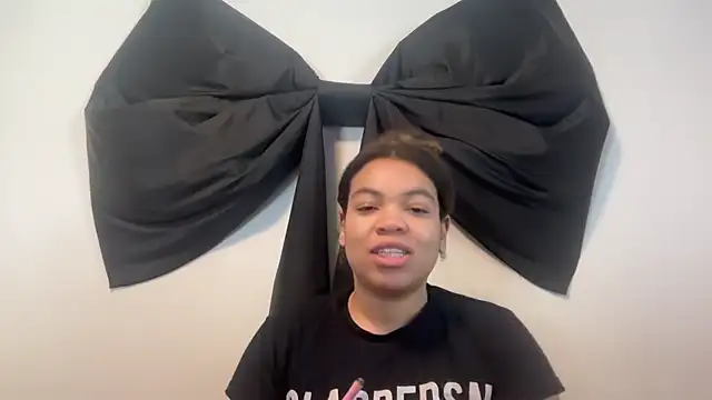 zahrabliss online show from October 18, 4:42 pm