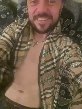 Guttt888 online show from April 16, 9:50 pm