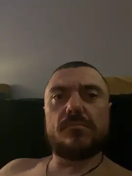 Guttt888 online show from April 7, 3:30 am