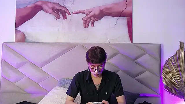 Snapshot of Soro_Lovelyboy chatting on September 19, 4:16 am Soro Lovelyboy online show from September 19, 4:16 am