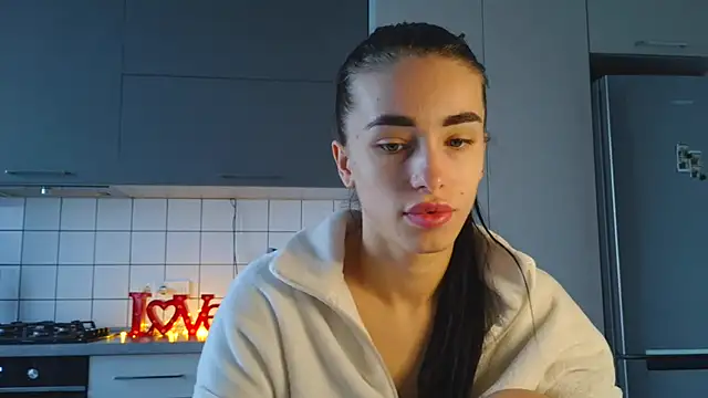 Snapshot of EvaMelnik chatting on September 19, 2:21 pm EvaMelnik online show from September 19, 2:21 pm