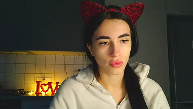 Snapshot of EvaMelnik chatting on October 7, 3:02 pm EvaMelnik online show from October 7, 3:02 pm