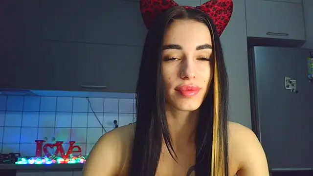 Snapshot of EvaMelnik chatting on October 22, 3:33 pm EvaMelnik online show from October 22, 3:33 pm