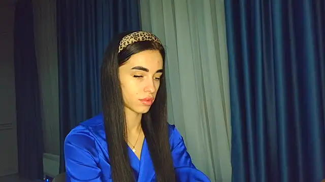 Snapshot of EvaMelnik chatting on November 18, 6:55 pm EvaMelnik online show from November 18, 6:55 pm