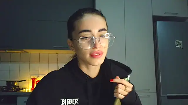 Snapshot of EvaMelnik chatting on October 8, 3:46 pm EvaMelnik online show from October 8, 3:46 pm