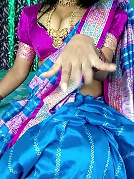 Snapshot of Ur_Lishaa chatting on April 25, 5:54 pm Ur Lishaa online show from April 25, 5:54 pm