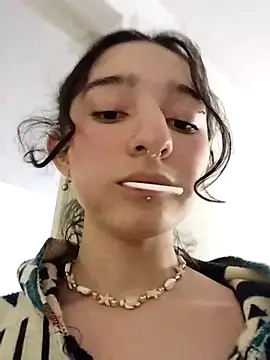 Snapshot of LuaBusch chatting on November 15, 6:50 am LuaBusch online show from November 15, 6:50 am