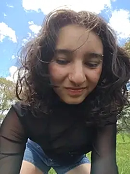 LuaBusch online show from May 14, 5:43 pm