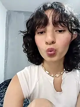 LuaBusch online show from December 18, 6:18 am