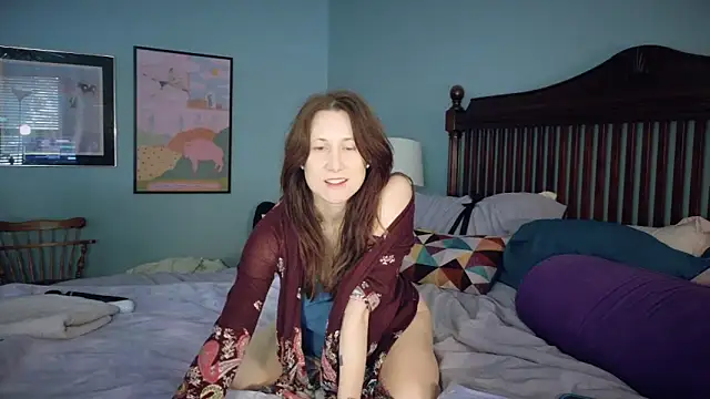 Snapshot of MommyGoddessL chatting on November 5, 4:10 pm MommyGoddessL online show from November 5, 4:10 pm