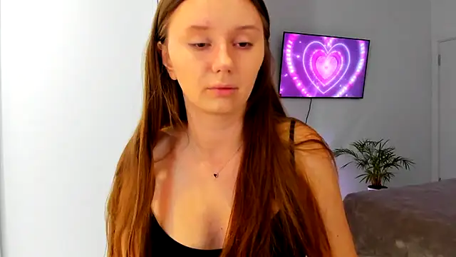 Snapshot of BeatriceAddams chatting on September 10, 11:31 am BeatriceAddams online show from September 10, 11:31 am