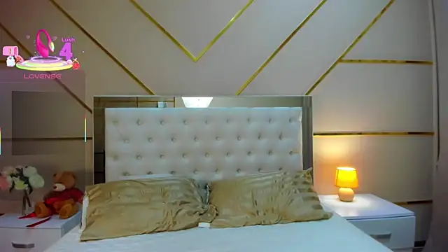 Snapshot of BeatriceAddams chatting on September 10, 11:37 pm BeatriceAddams online show from September 10, 11:37 pm