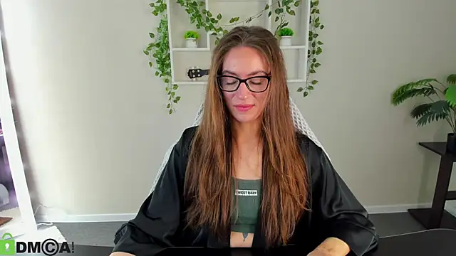 Agnes Wells online show from November 6, 9:24 am