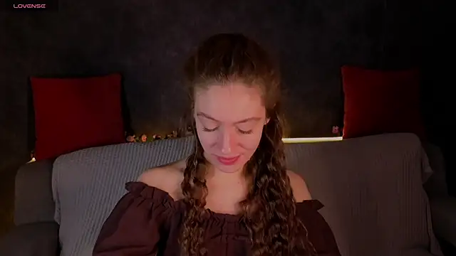 Agnes Wells online show from May 11, 3:08 am
