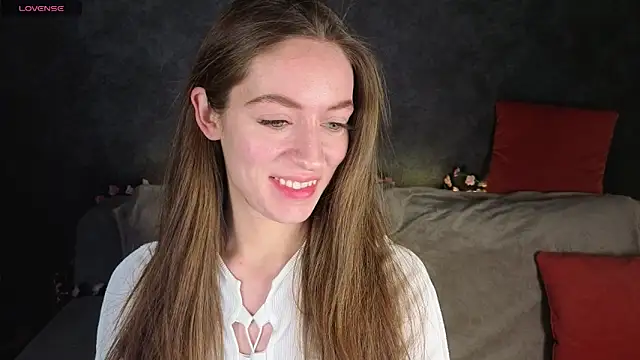 Agnes Wells online show from December 19, 9:22 am