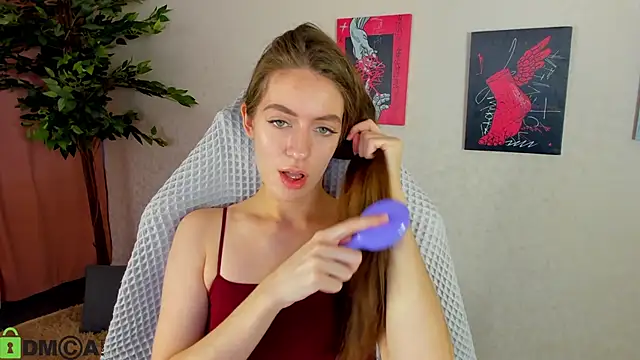 Agnes Wells online show from December 3, 9:31 am