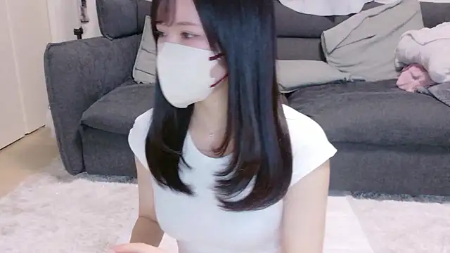 moemilk online show from May 18, 10:53 am