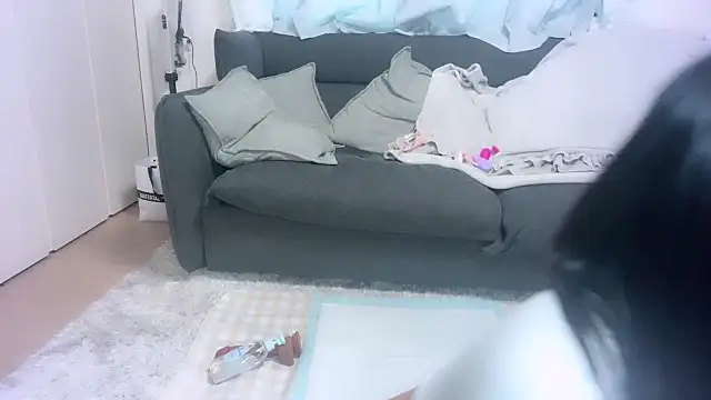 Snapshot of moemilk chatting on October 10, 11:49 pm moemilk online show from October 10, 11:49 pm