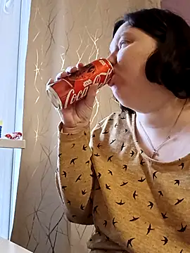 Feuchtekitty92xh online show from November 10, 7:46 am