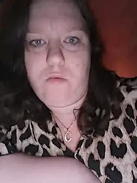 Feuchtekitty92xh online show from October 8, 9:48 pm