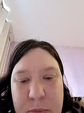 Feuchtekitty92xh online show from November 7, 8:41 am