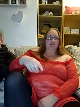 Luscious-LucyXX online show from April 19, 7:38 pm