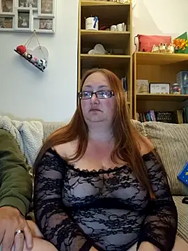 Luscious-LucyXX online show from May 6, 8:24 pm