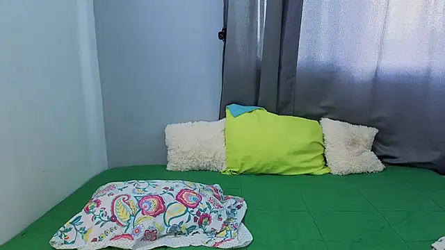 Penelophe01 online show from March 28, 7:04 pm