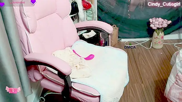 Cindy Cutiegirl online show from March 31, 10:23 pm