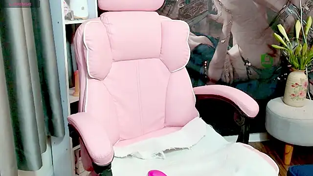 Cindy Cutiegirl online show from November 5, 10:24 pm