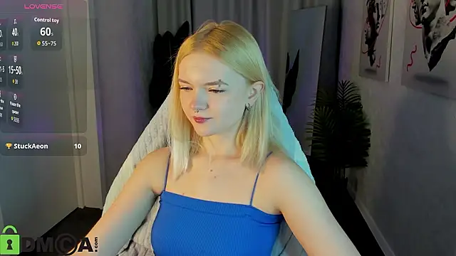 Snapshot of Carrie_Foster chatting on February 23, 8:37 am Carrie Foster online show from February 23, 8:37 am