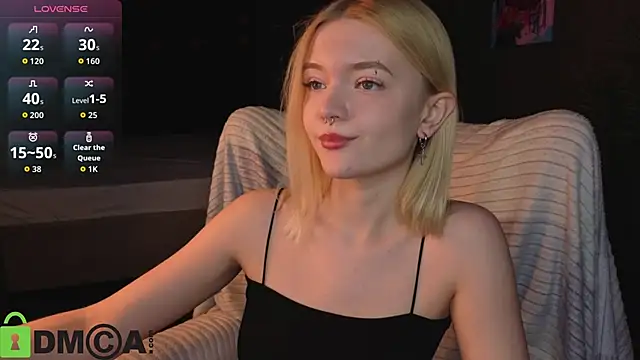 Carrie Foster online show from April 3, 2:23 pm