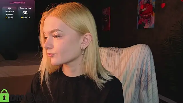 Carrie Foster online show from March 26, 2:04 pm