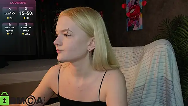 Snapshot of Carrie_Foster chatting on February 18, 6:55 am Carrie Foster online show from February 18, 6:55 am